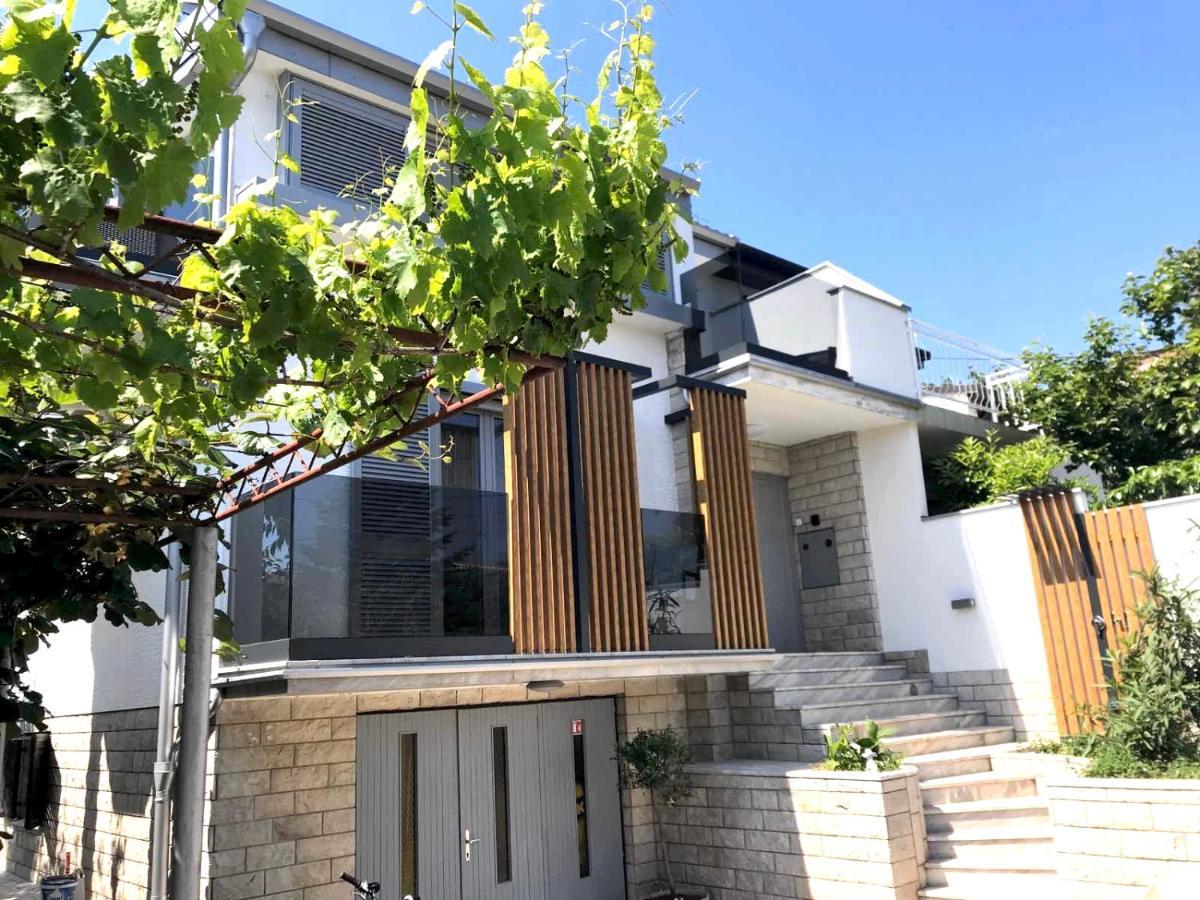 Sunny House Apartment Zambratija  Exterior photo